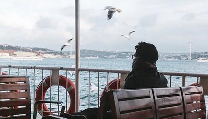 开云体育_ 德甲赛季战术分析：各队的差异化策略，德甲参赛球队