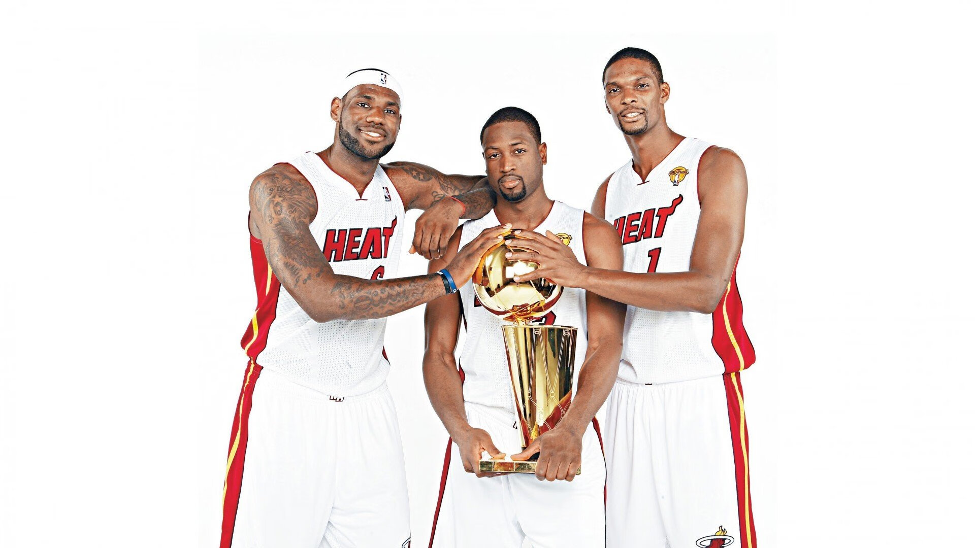 特色体育旅游结合“篮球+文化”成为地区新特色，打造篮球特色学校